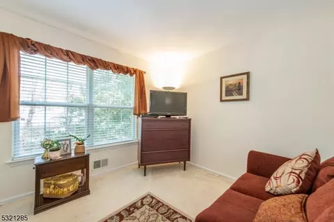 136 Potomac Dr, Basking Ridge, NJ 07920 photo 21
