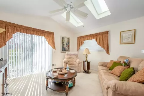 136 Potomac Dr, Basking Ridge, NJ 07920 photo 4