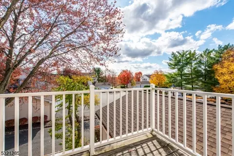 136 Potomac Dr, Basking Ridge, NJ 07920 photo 8