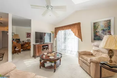 136 Potomac Dr, Basking Ridge, NJ 07920 photo 15