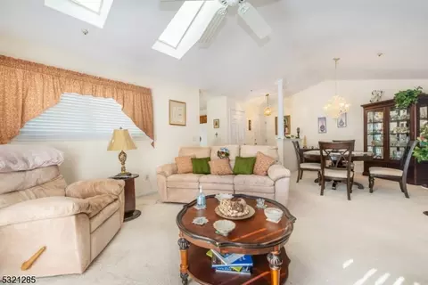 136 Potomac Dr, Basking Ridge, NJ 07920 photo 5