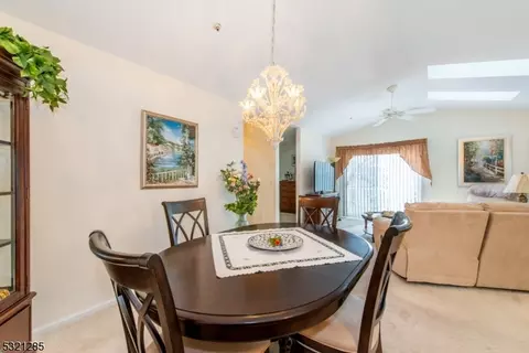 136 Potomac Dr, Basking Ridge, NJ 07920 photo 6