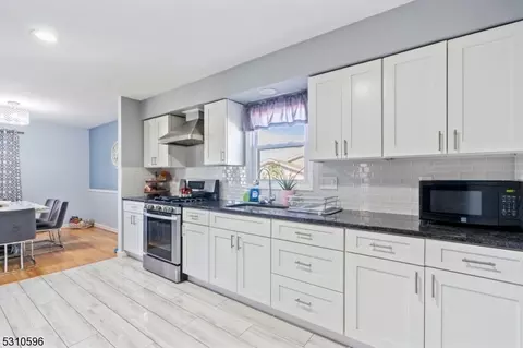 392 Taylor Ave, Hackensack, NJ 07601 photo 11