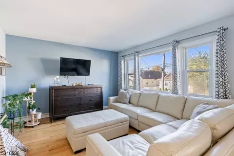 392 Taylor Ave, Hackensack, NJ 07601 photo 8