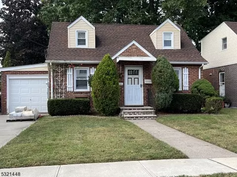 4-10 Grunauer Pl, Fair Lawn, NJ 07410