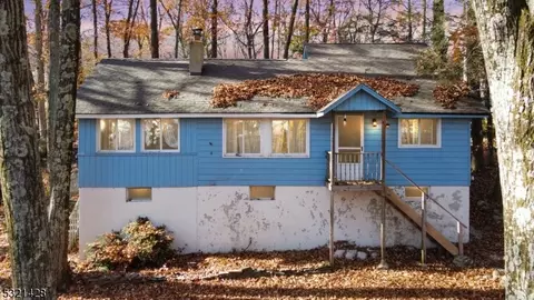 19 Lonaconing Rd, Vernon Twp, NJ 07422