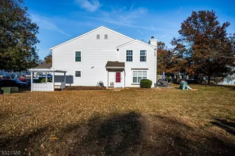 24 Almond Dr, Somerset, NJ 08873