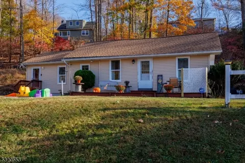 160 Andover Sparta Rd, Newton, NJ 07860