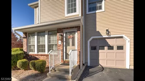 2 High Pond Ln, Bedminster, NJ 07921