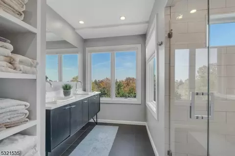 39 Lloyd Rd, Montclair, NJ 07042 photo 30
