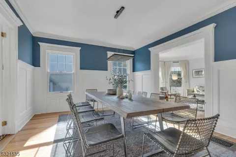 39 Lloyd Rd, Montclair, NJ 07042 photo 13