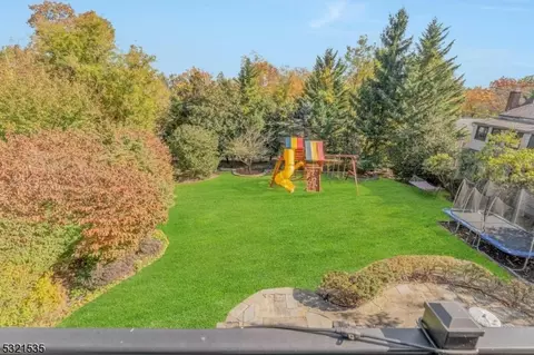 39 Lloyd Rd, Montclair, NJ 07042 photo 41