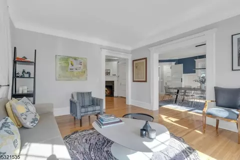 39 Lloyd Rd, Montclair, NJ 07042 photo 11