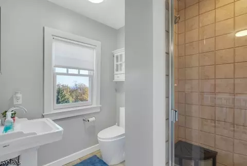 39 Lloyd Rd, Montclair, NJ 07042 photo 38