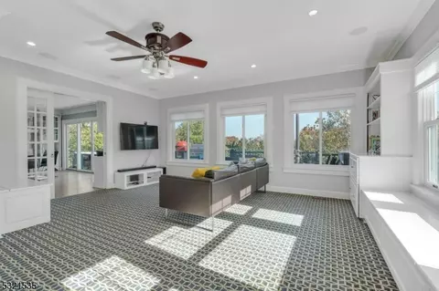 39 Lloyd Rd, Montclair, NJ 07042 photo 16