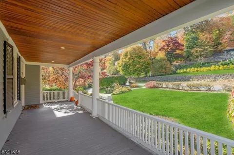 39 Lloyd Rd, Montclair, NJ 07042 photo 5