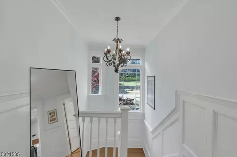 39 Lloyd Rd, Montclair, NJ 07042 photo 25