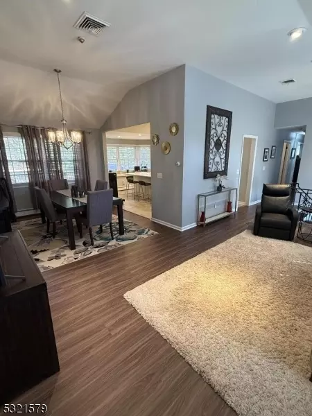 30 Marlo Rd, Wayne, NJ 07470 photo 10