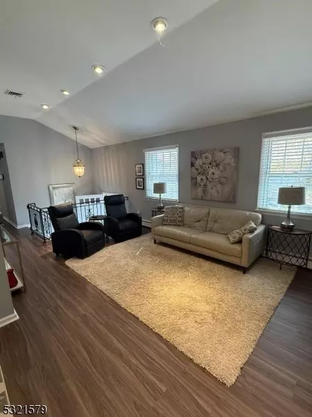 30 Marlo Rd, Wayne, NJ 07470 photo 11