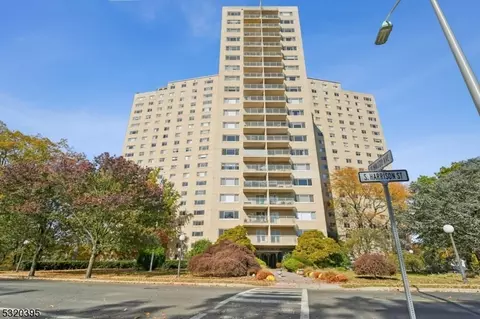 377 S Harrison St #14K, East Orange, NJ 07018