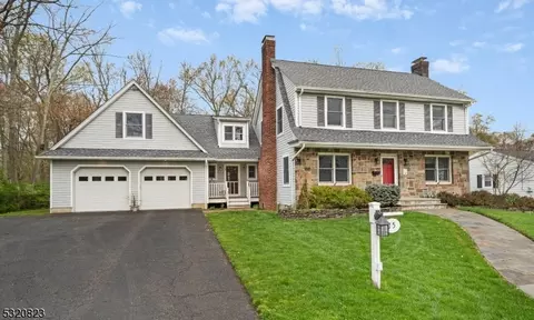 15 Lincoln Ave, Florham Park, NJ 07932