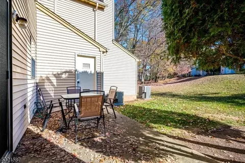 602 Maplecrest Rd, Edison, NJ 08820 photo 35