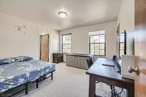 602 Maplecrest Rd, Edison, NJ 08820 photo 31