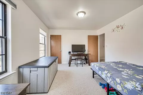 602 Maplecrest Rd, Edison, NJ 08820 photo 33