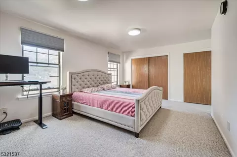 602 Maplecrest Rd, Edison, NJ 08820 photo 27
