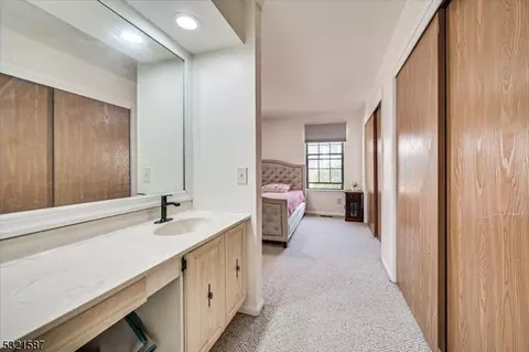 602 Maplecrest Rd, Edison, NJ 08820 photo 29