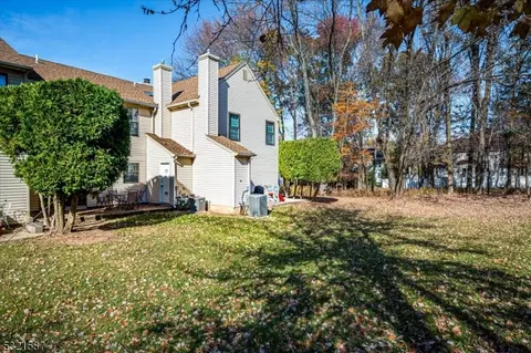 602 Maplecrest Rd, Edison, NJ 08820 photo 37