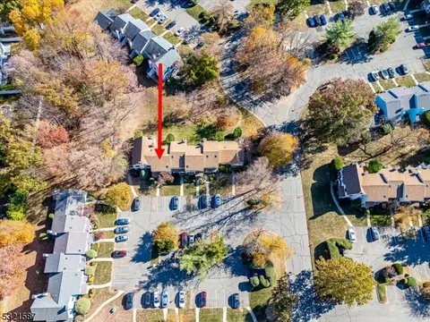 602 Maplecrest Rd, Edison, NJ 08820 photo 7