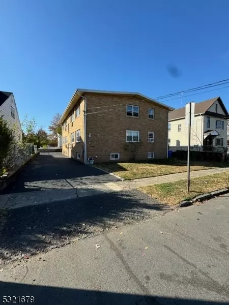1213 Roselle St #4, Linden, NJ 07036