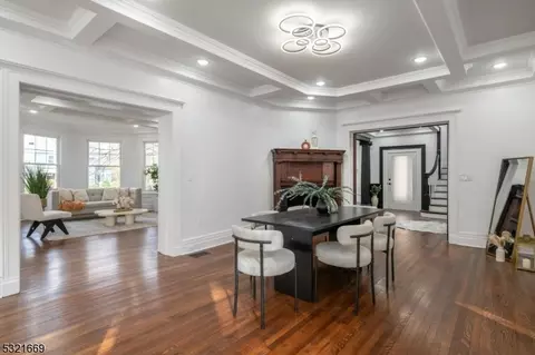 596 Berkeley Ave, City Of Orange, NJ 07050 photo 6