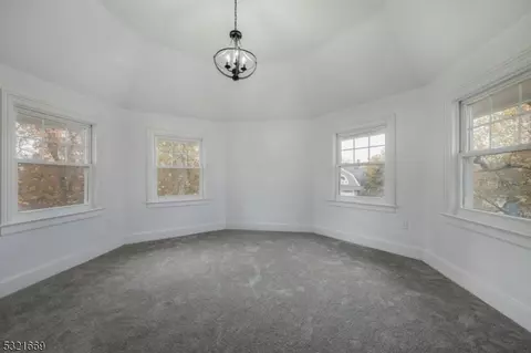 596 Berkeley Ave, City Of Orange, NJ 07050 photo 17