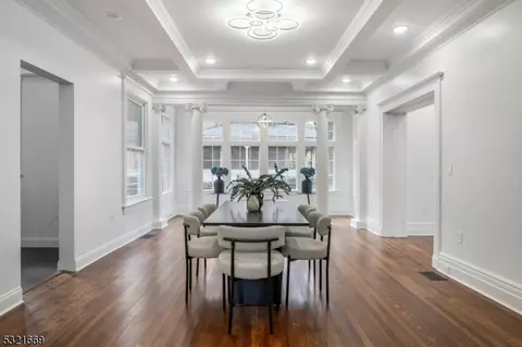 596 Berkeley Ave, City Of Orange, NJ 07050 photo 8