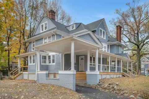596 Berkeley Ave, City Of Orange, NJ 07050 photo 19