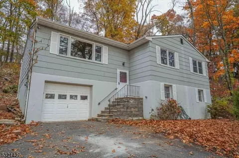 375 Franklin Rd, Denville, NJ 07834