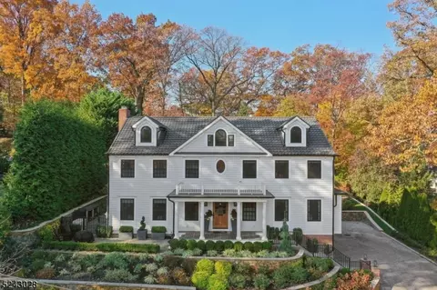 18 Dorchester Rd, Summit, NJ 07901