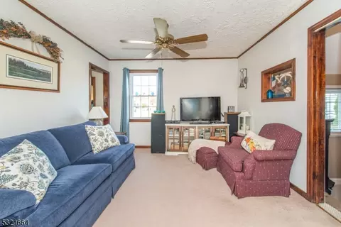 50 4th Ave, Wanaque Boro, NJ 07420 photo 8