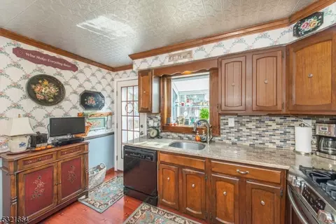 50 4th Ave, Wanaque Boro, NJ 07420 photo 12