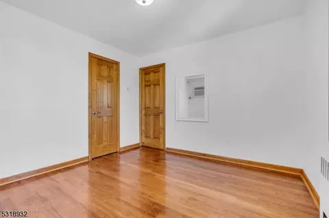 29 Devon Ter, Kearny, NJ 07032 photo 17
