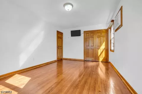29 Devon Ter, Kearny, NJ 07032 photo 15