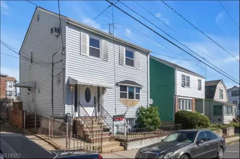 29 Devon Ter, Kearny, NJ 07032
