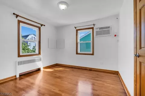 29 Devon Ter, Kearny, NJ 07032 photo 18