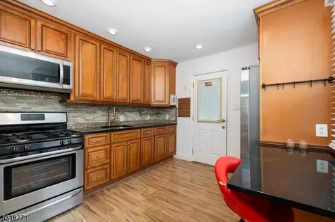 185 Plainfield Ave, Edison, NJ 08817 photo 9