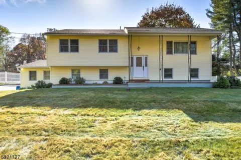 216 Helfreds Lndg, Bridgewater, NJ 08807