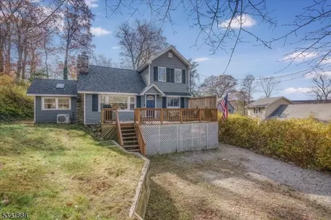 109 Echo Ln, Vernon Twp, NJ 07422