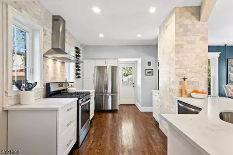 12 High St, City Of Orange, NJ 07050 photo 9
