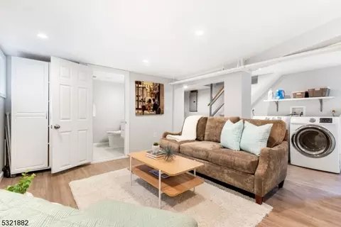 12 High St, City Of Orange, NJ 07050 photo 30